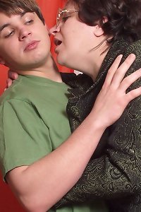 milf mom with hairy pussy licking and spreading on the couch